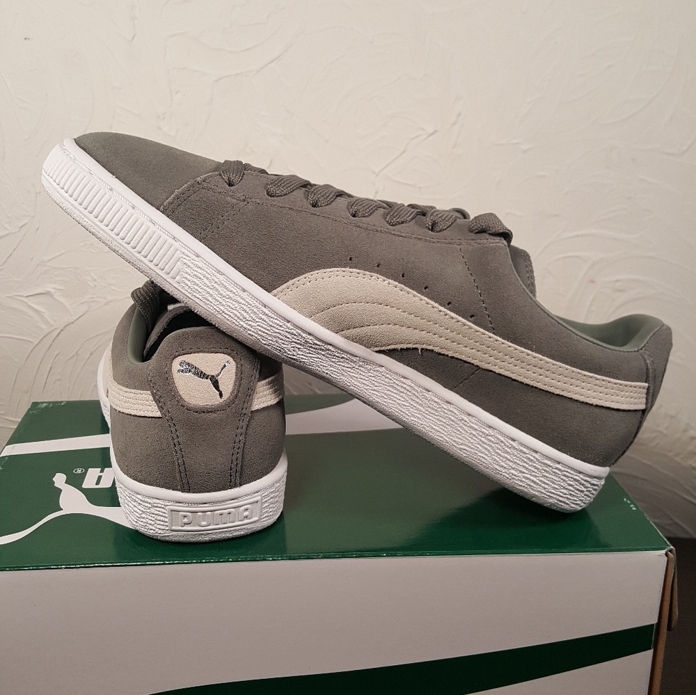 PUMA SUEDE CLASSIC SHOES MEN'S SIZES 8.5 / 9 AND 8 - Picture 3 of 5